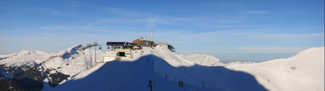 Ausblick auf einen der insgesamt sechs Sessellifte im Skigebiet
