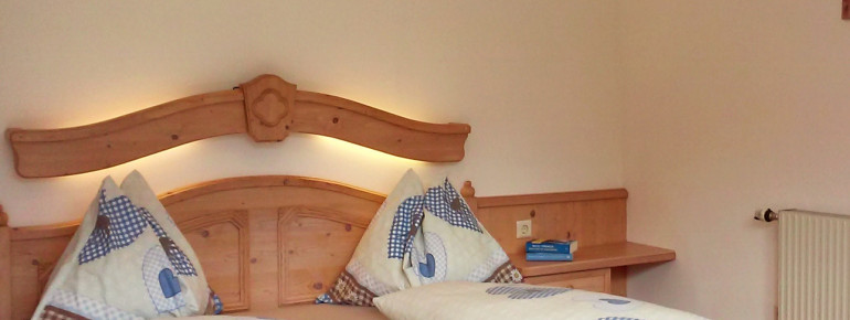 Schlafzimmer Wohnung Rosa