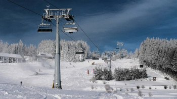 Die 6er Sesselbahn Ritzhagen besteht seit der Saison 2012/13 und bietet Wintersportlern noch mehr Komfort im Skigebiet Willingen im Saarland.